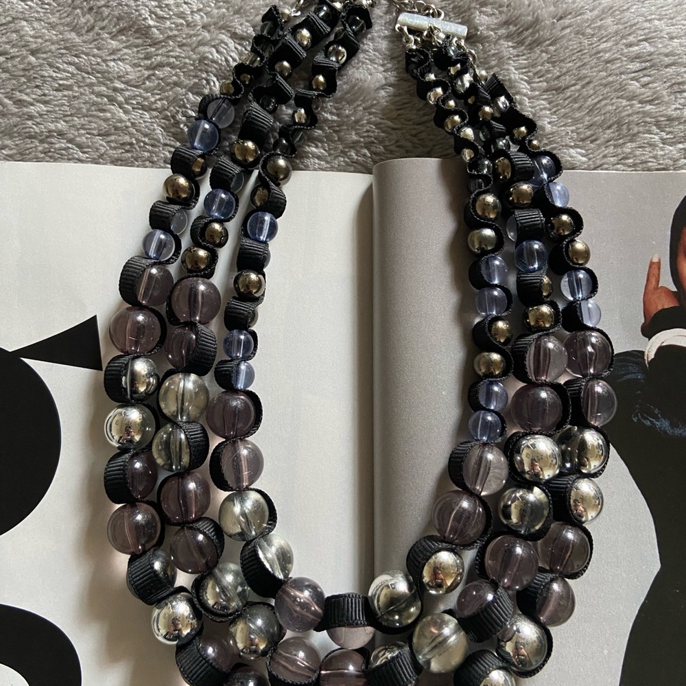 Cookie Lee | Unique Bead Necklace - Picture 4 of 4